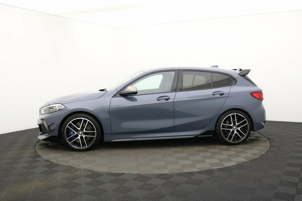 BMW 1 Series Se Black #7