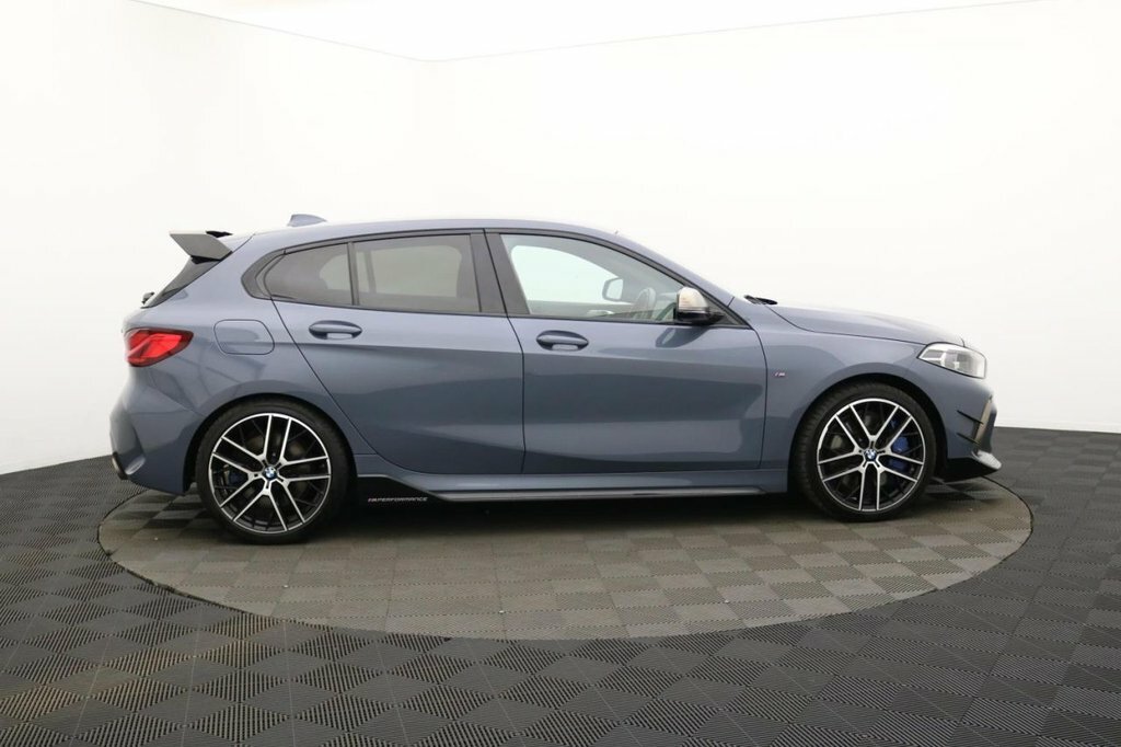 BMW 1 Series Se Black #2