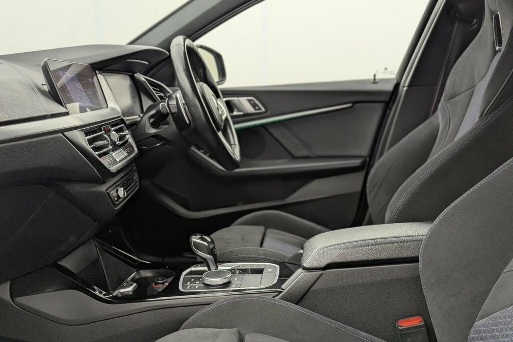 BMW 1 Series Se Black #39