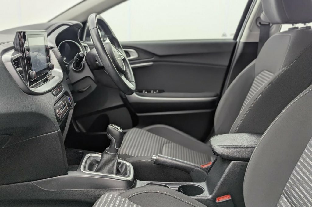 Kia Ceed 1.5T Gdi Isg Gt-line Blue #23
