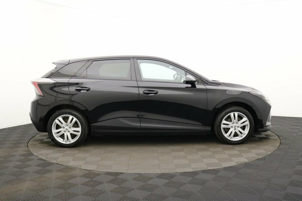 MG MG4 Hatchback Black #2