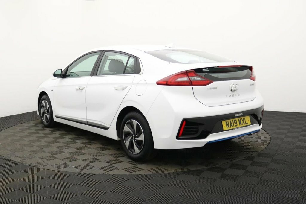 Hyundai Ioniq 1.6L Premium Se White #6
