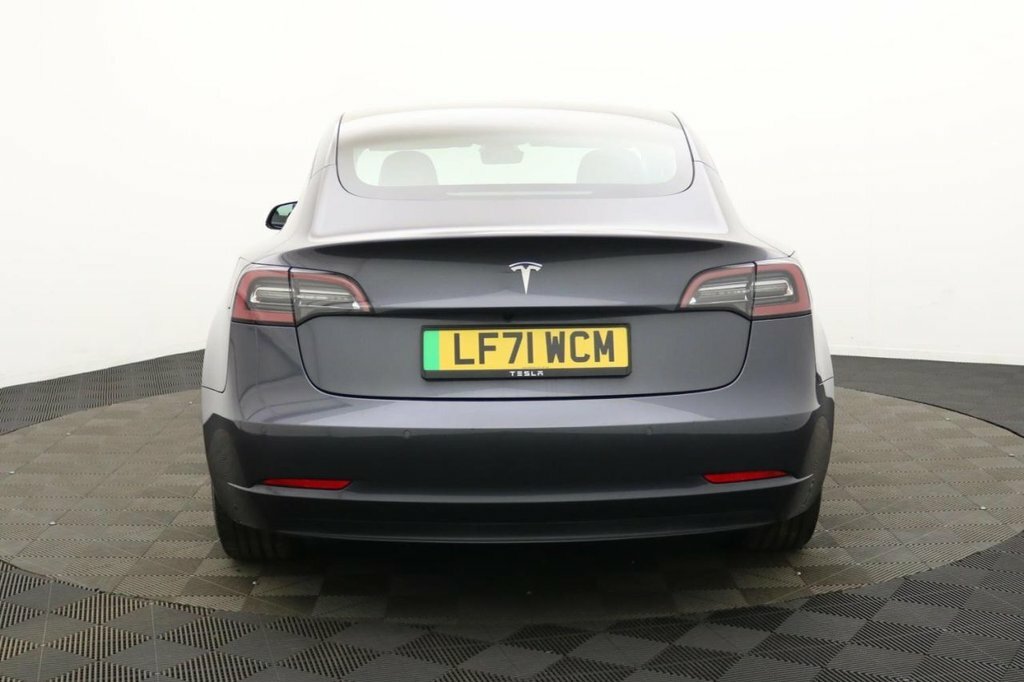 Tesla Model 3 Saloon Grey #5