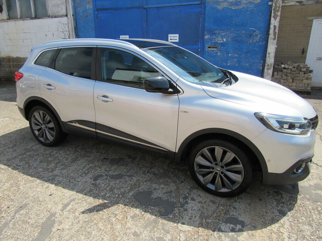Renault Kadjar Gt Line Tce Red #3