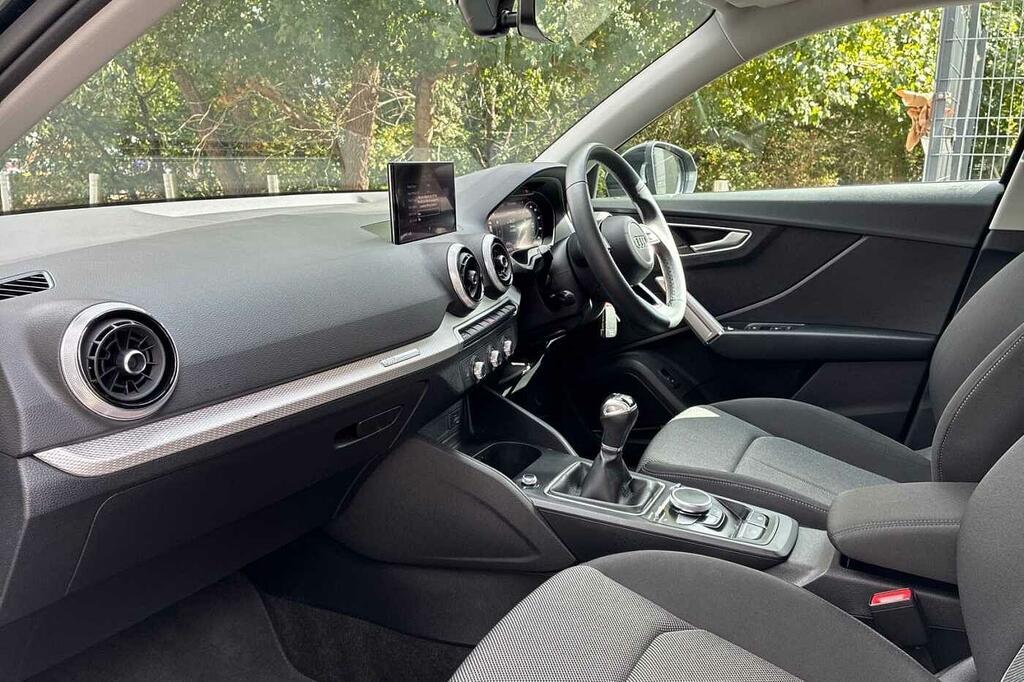 Audi Q2 Sport 30 Tfsi 110 Ps 6-Speed MT23CLZ Black #2