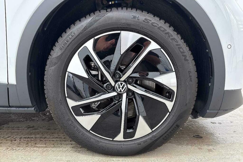 Volkswagen ID.4 210Kw Match Pro 77Kwh White #5