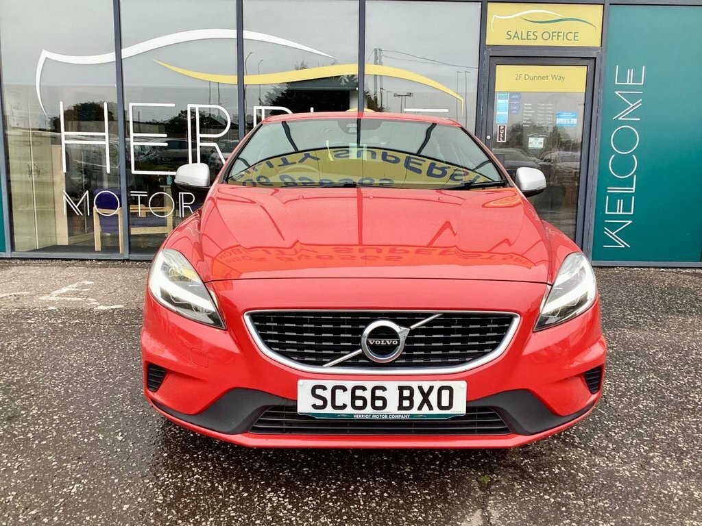 Volvo V40 2L R-design Red #2