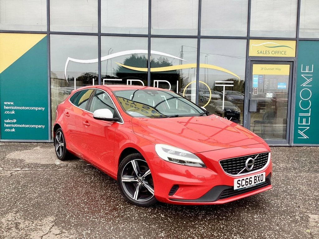Volvo V40 2L R-design Red