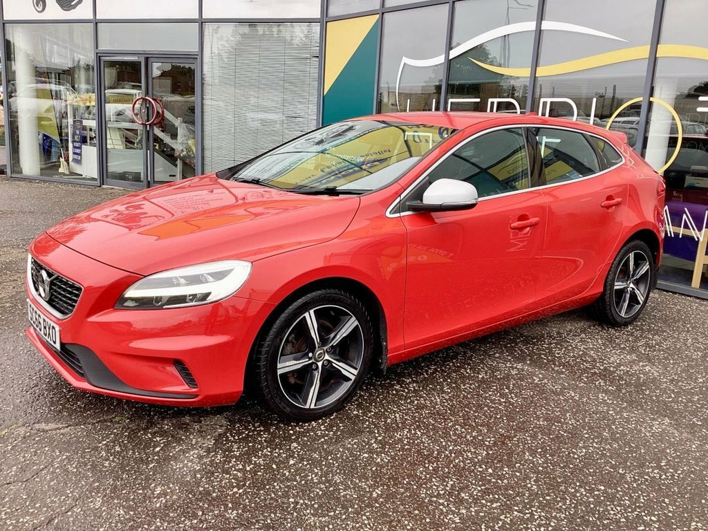 Volvo V40 2L R-design Red #3