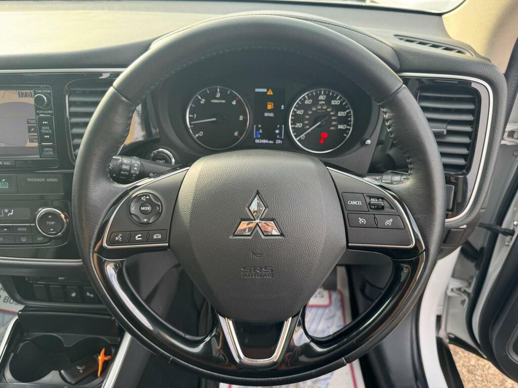 Mitsubishi Outlander Outlander 5H Phev Cvt Black #40