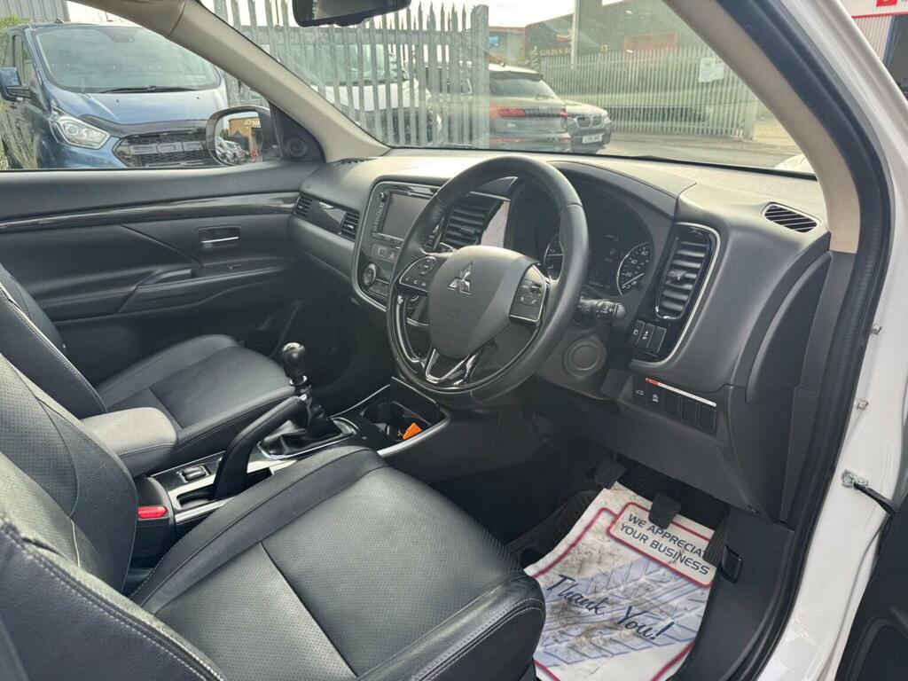 Mitsubishi Outlander Outlander 5H Phev Cvt Black #13