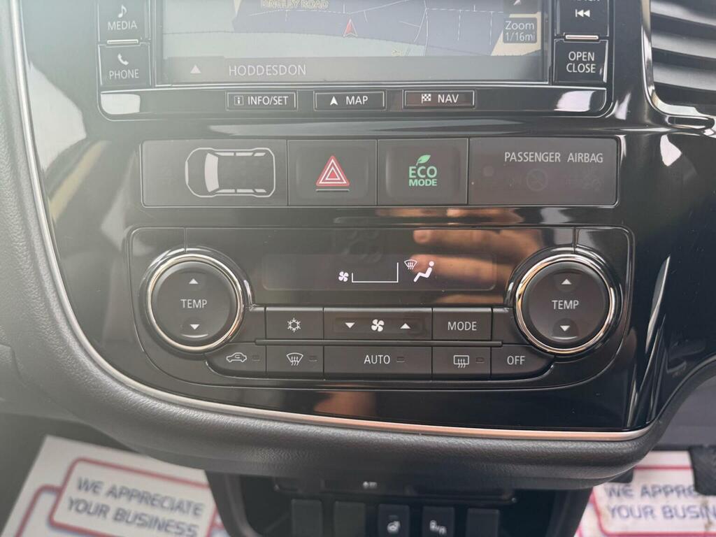 Mitsubishi Outlander Outlander 5H Phev Cvt Black #36