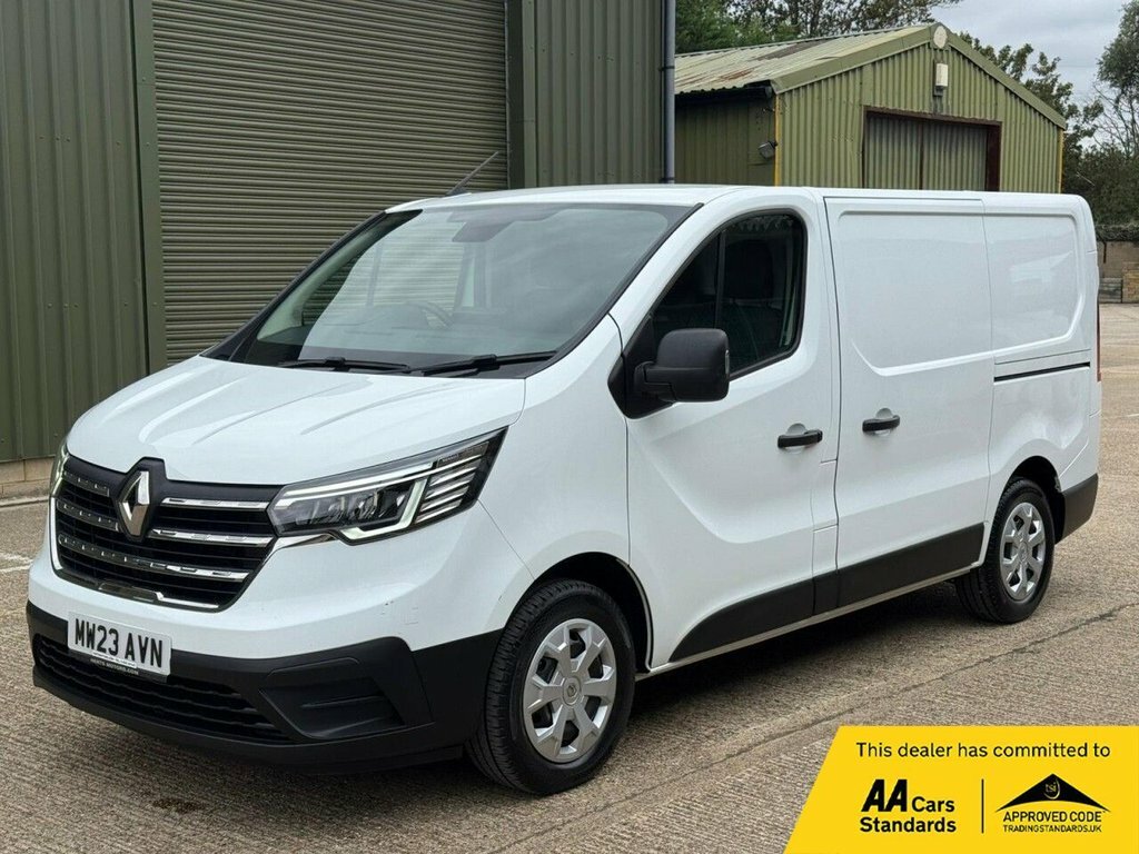 Renault Trafic 2.0 Dci Blue Sl28 Business Panel Van M 