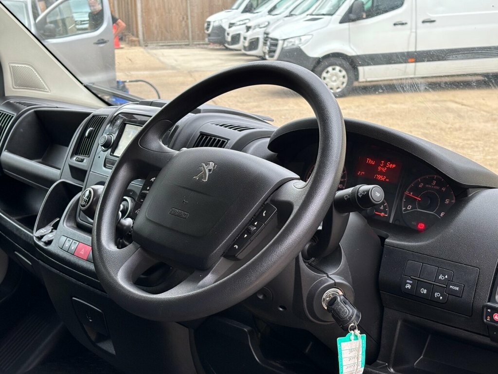 Peugeot Boxer Mpv Grey #7