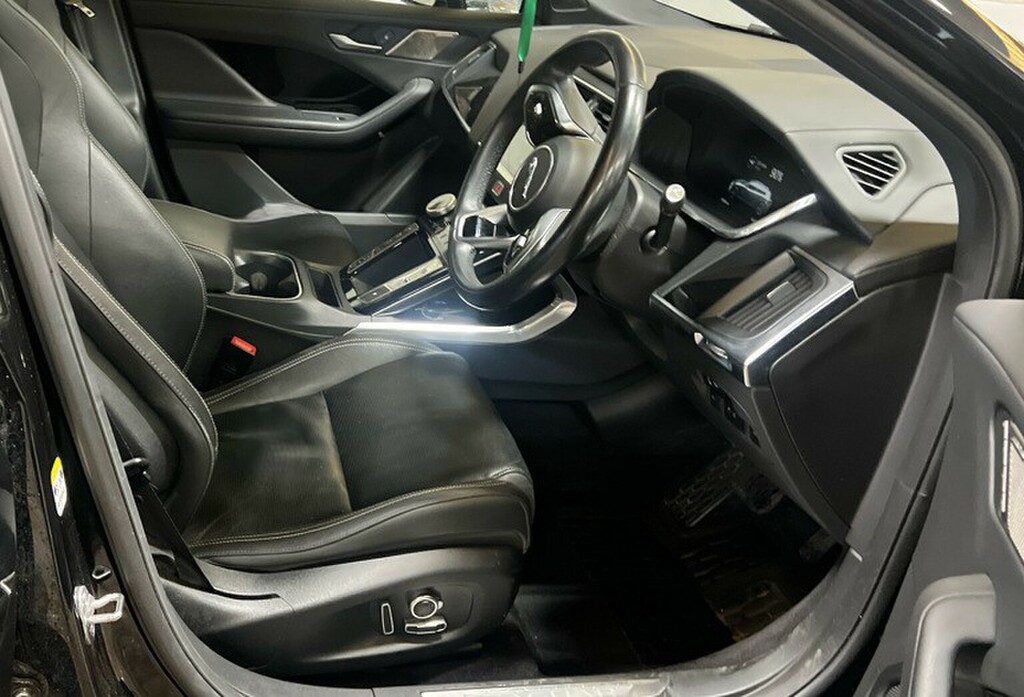 Jaguar I-Pace 294Kw Ev400 Se 90Kwh 11Kw Charger Black #3