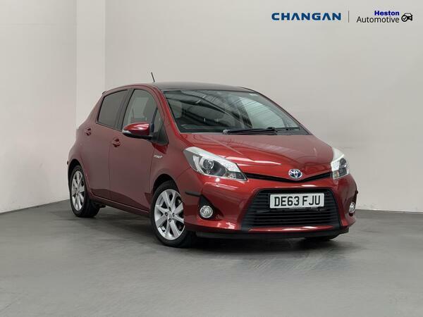 Toyota Yaris 1.5 Vvt-h T Spirit Hatchback Hybrid Cvt Red