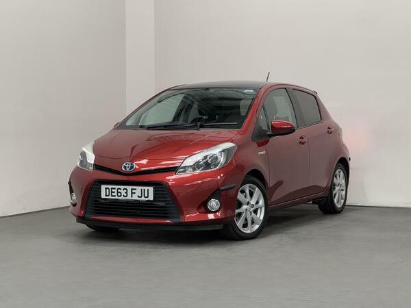 Toyota Yaris 1.5 Vvt-h T Spirit Hatchback Hybrid Cvt Red #6