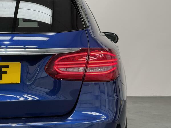 Mercedes-Benz C Class Amg Line Night Edition White #15