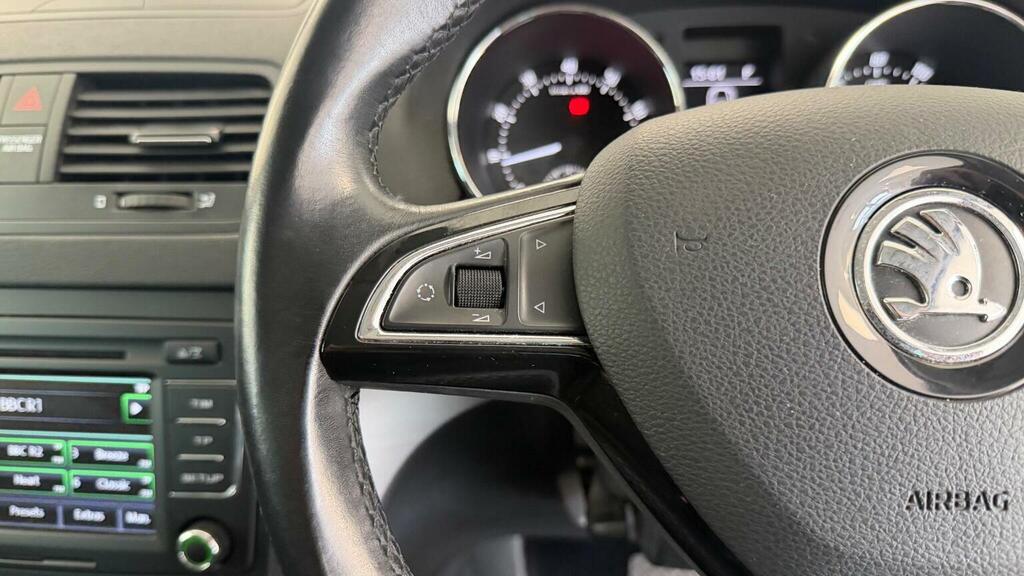 Skoda Yeti Elegance Silver #33