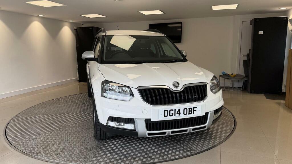 Skoda Yeti 1.2 Tsi Se Outdoor Dsg Euro 5 White #4