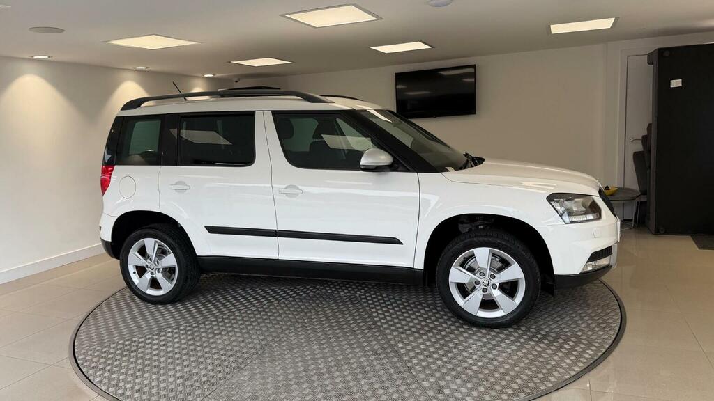 Skoda Yeti Elegance Silver #8