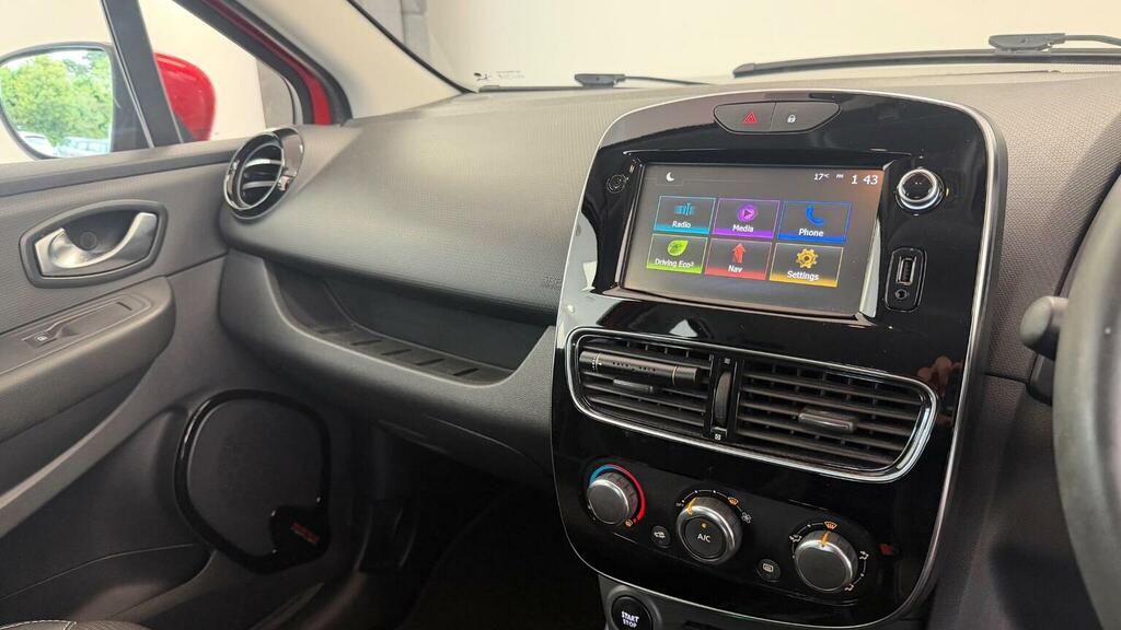 Renault Clio Clio Dynamique Nav Eco Tce White #34