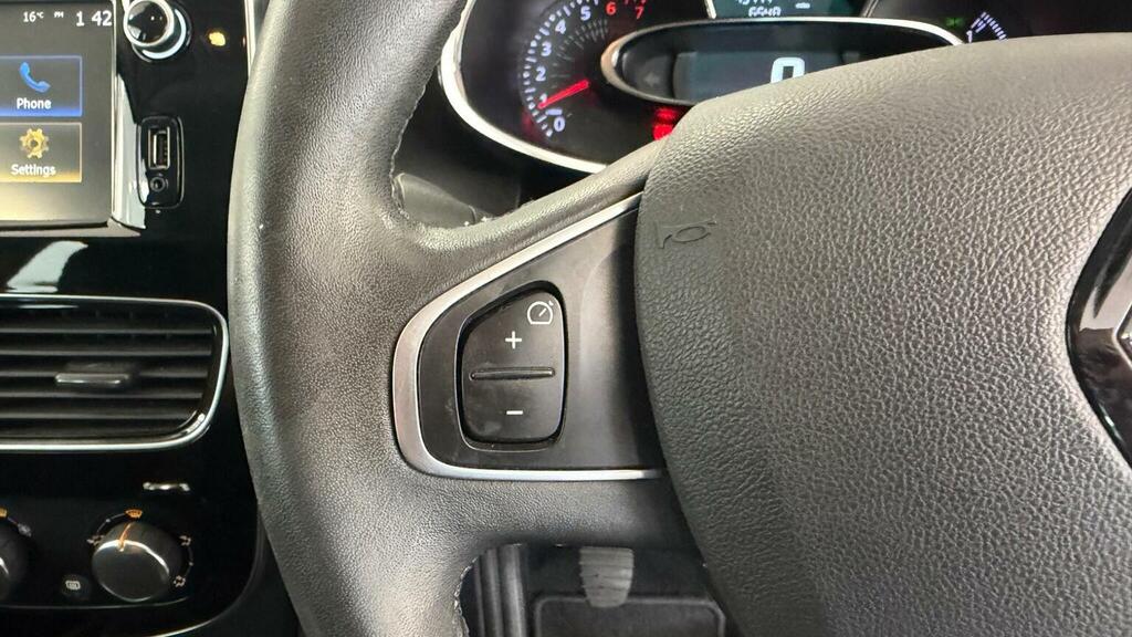 Renault Clio Clio Dynamique Nav Eco Tce White #37