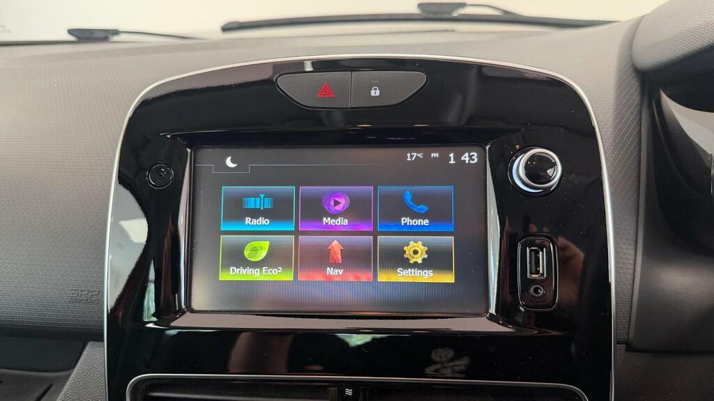 Renault Clio Clio Dynamique Nav Eco Tce White #32