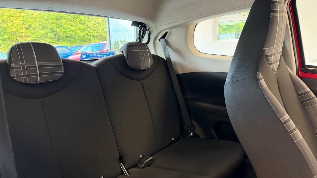 Peugeot 108 Hatchback 1.0 Active Euro 6 201717 Black #42