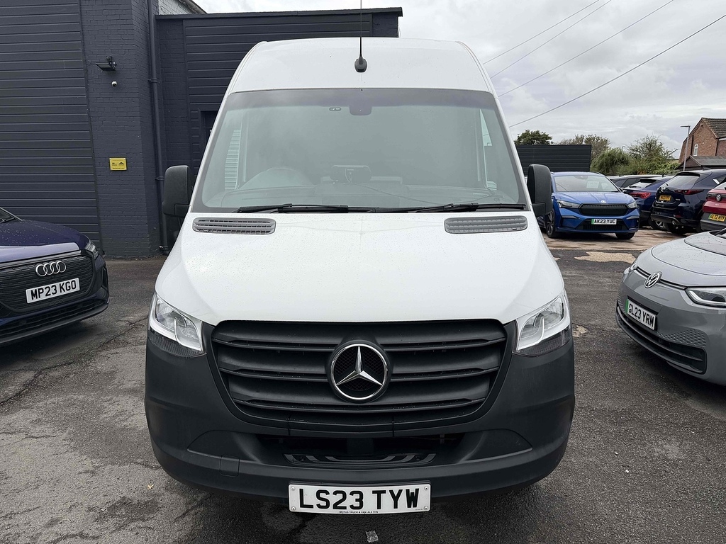 Mercedes-Benz Sprinter 315 Cdi Progressive White #2