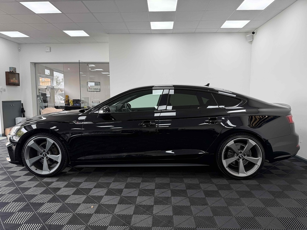 Audi A5 Tfsi Black Edition Black #4