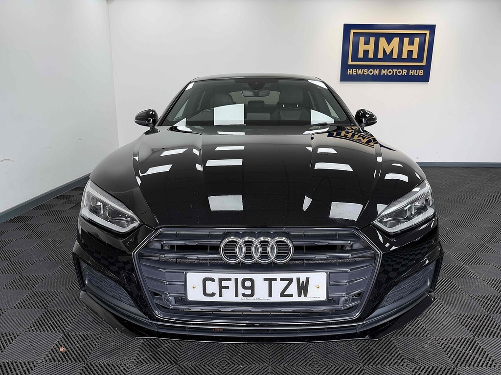 Audi A5 Tfsi Black Edition Black #2