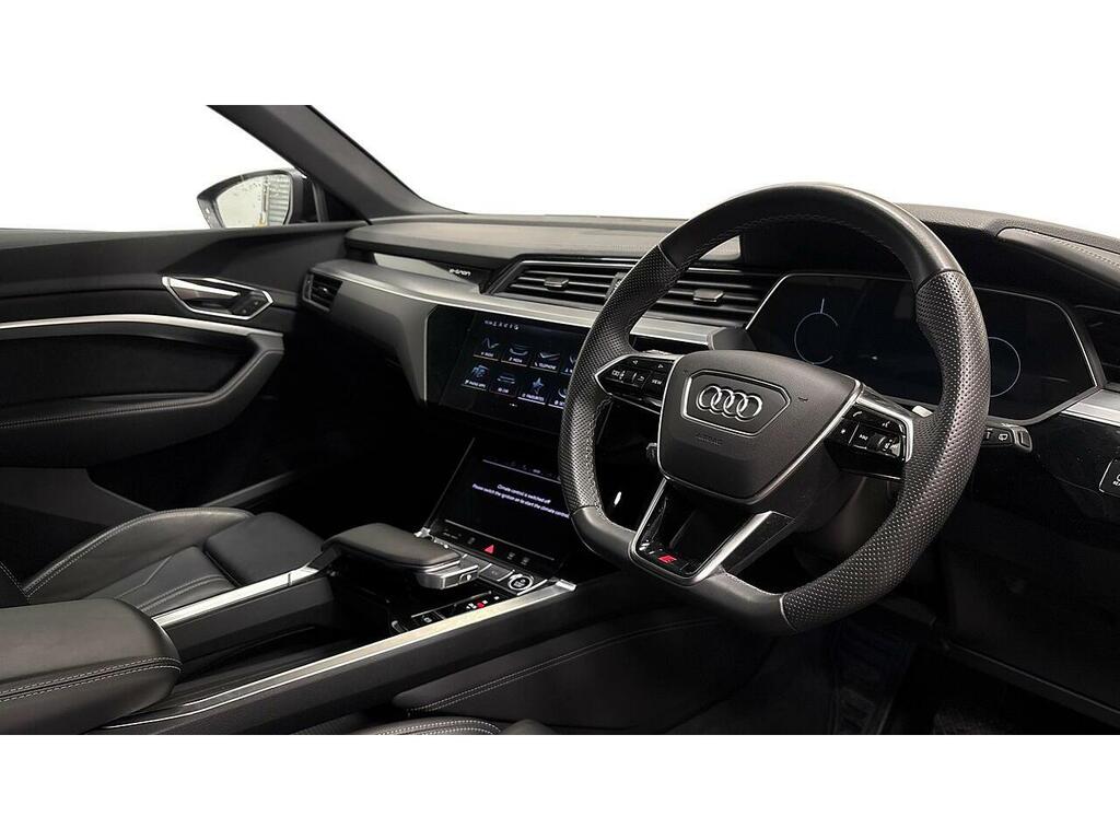 Audi E-tron Black Edition Grey #5