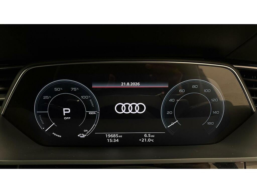 Audi E-tron E-tron Sportback 55 S Line Quattro Silver #7