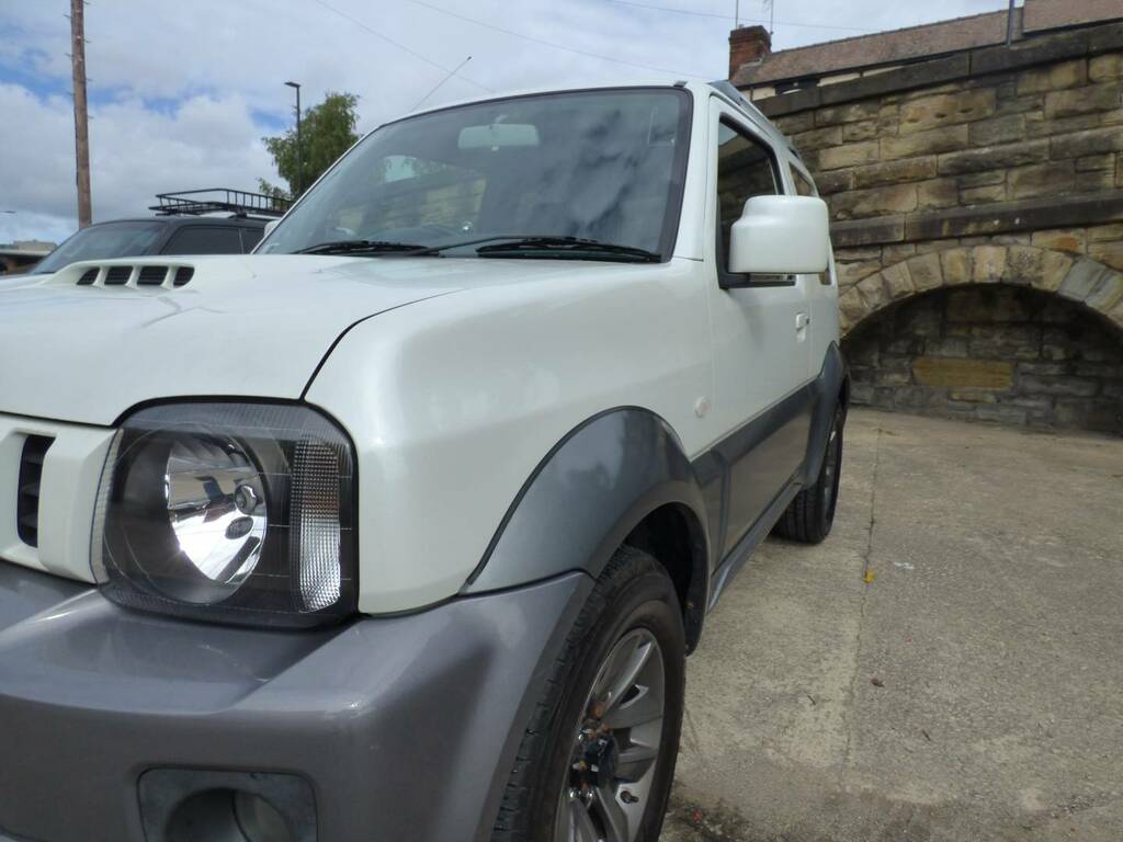 Suzuki Jimny 1.3 Vvt Adventure White #5