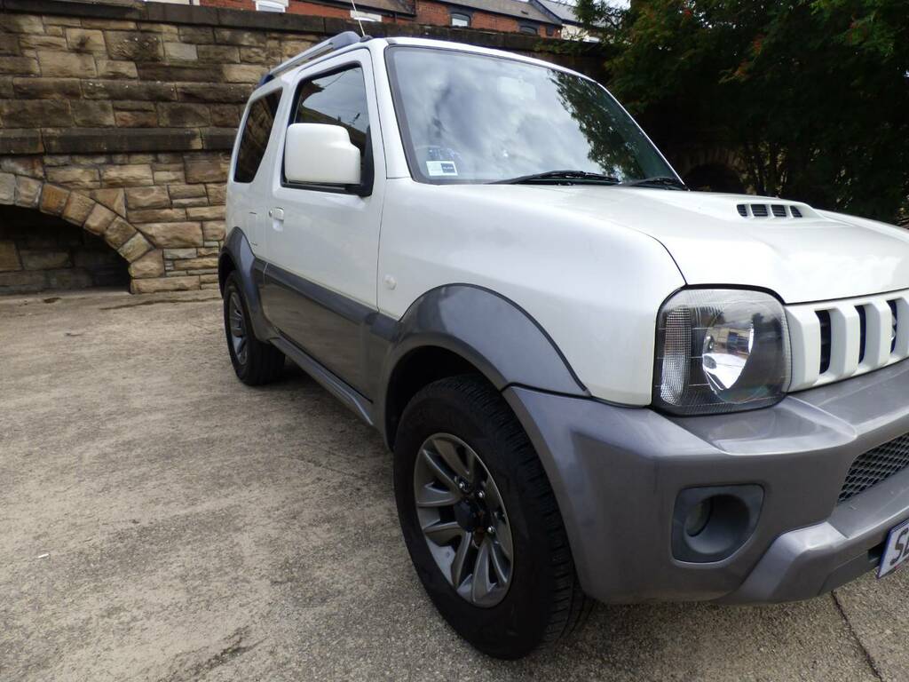 Suzuki Jimny 1.3 Vvt Adventure White #4