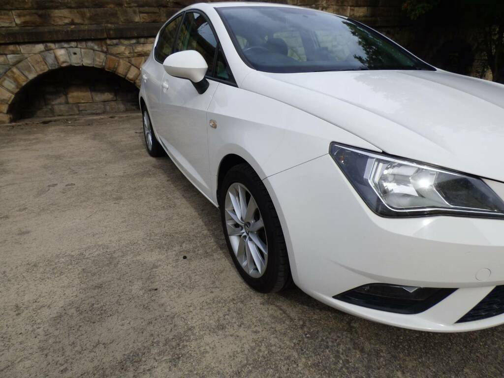 Seat Ibiza 1.4 Toca White #3