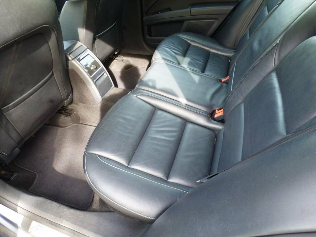 Skoda Superb Estate White #16