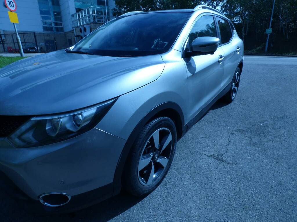 Nissan Qashqai 1.5 Dci N-connecta Silver #4