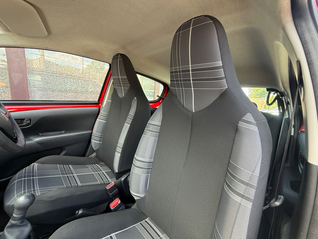 Peugeot 108 2018 18 Puretech White #13