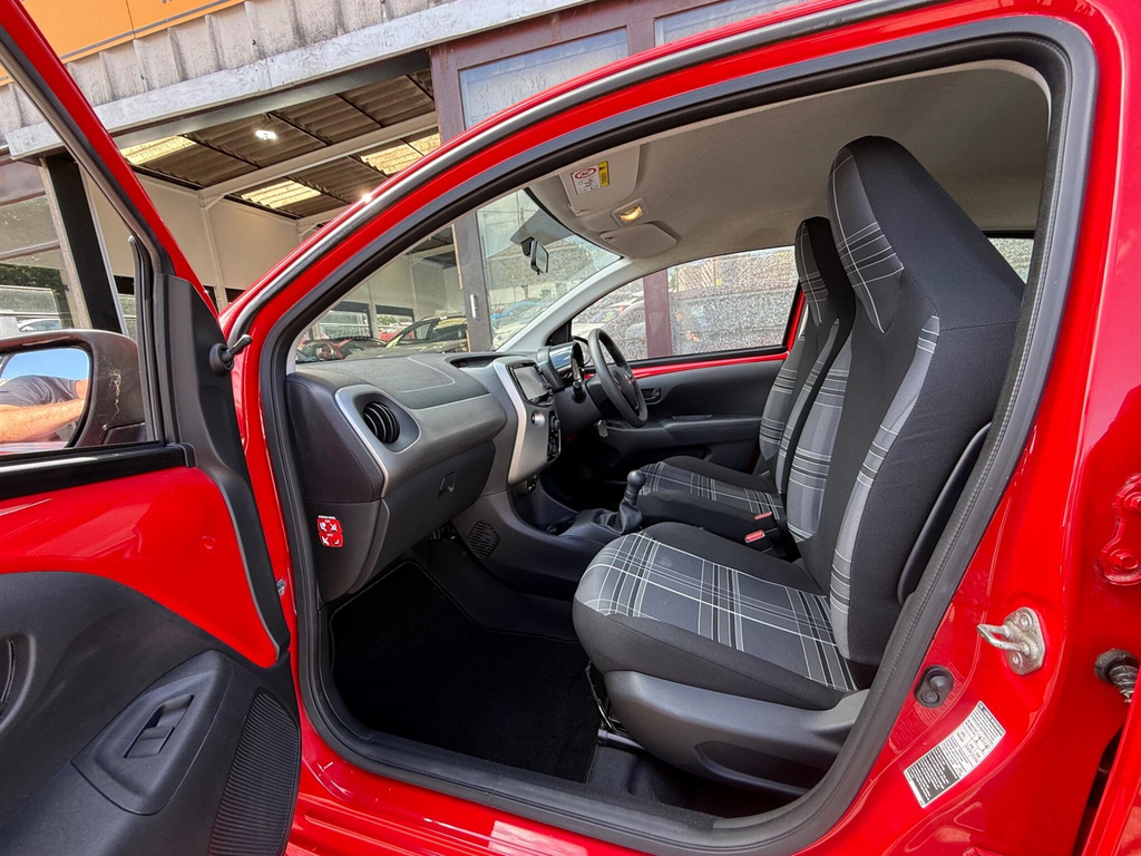 Peugeot 108 2018 18 Puretech White #12
