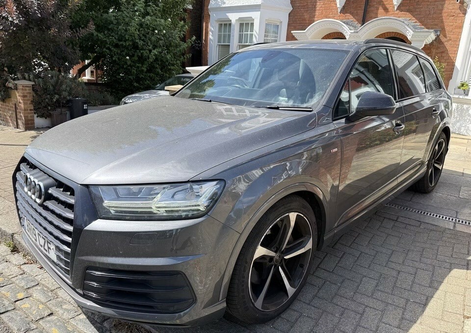 Audi Q7 3.0 Tdi V6 50 Black Edition Grey #2