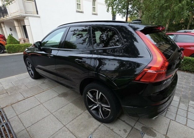 Volvo XC60 2.0 R-design D4 Black #3