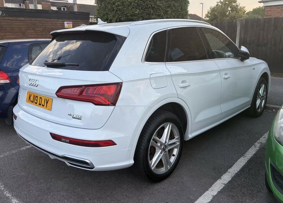 Audi Q5 2.0 Tdi 40 S Line White #3
