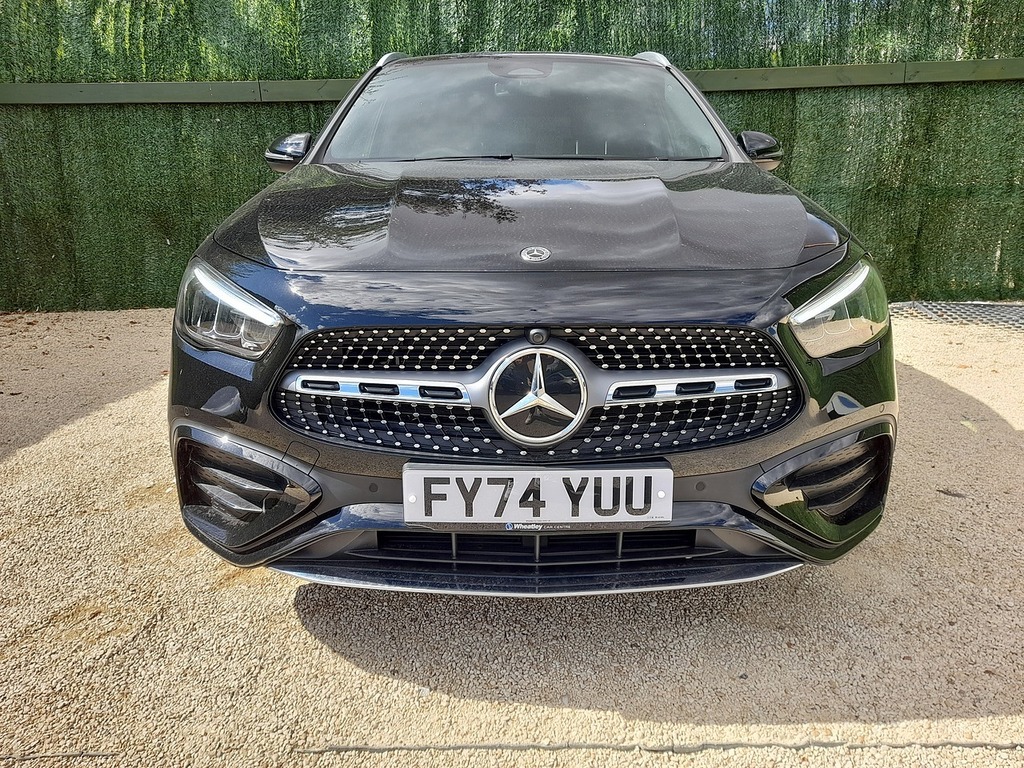 Mercedes-Benz GLA Class Gla250e Amg Line FY74YUU Black #2