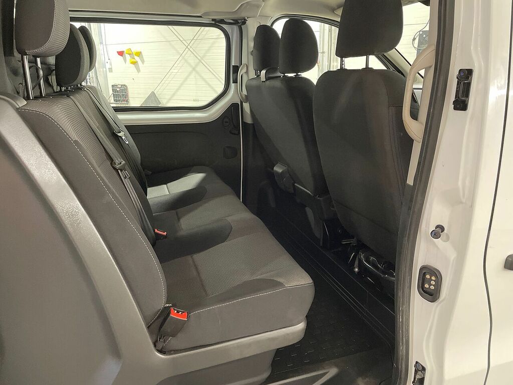 Renault Trafic Dci Blue Ll30 Advance White #4