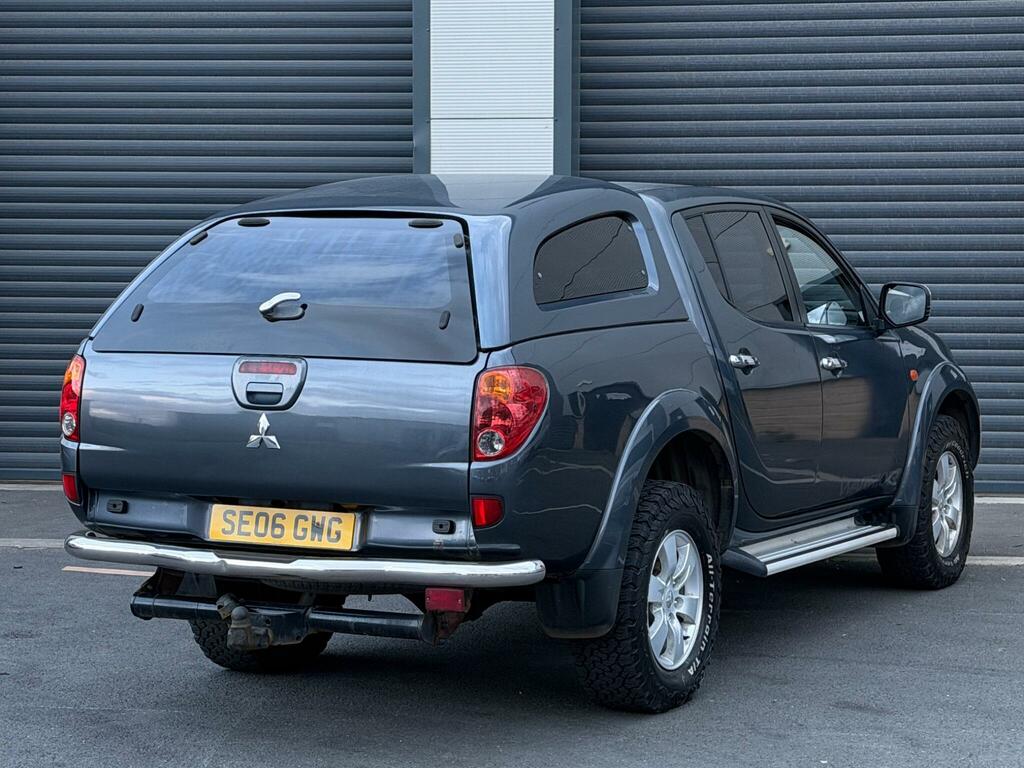 Mitsubishi L200 2.5 Di-d Warrior 2006 Silver #9