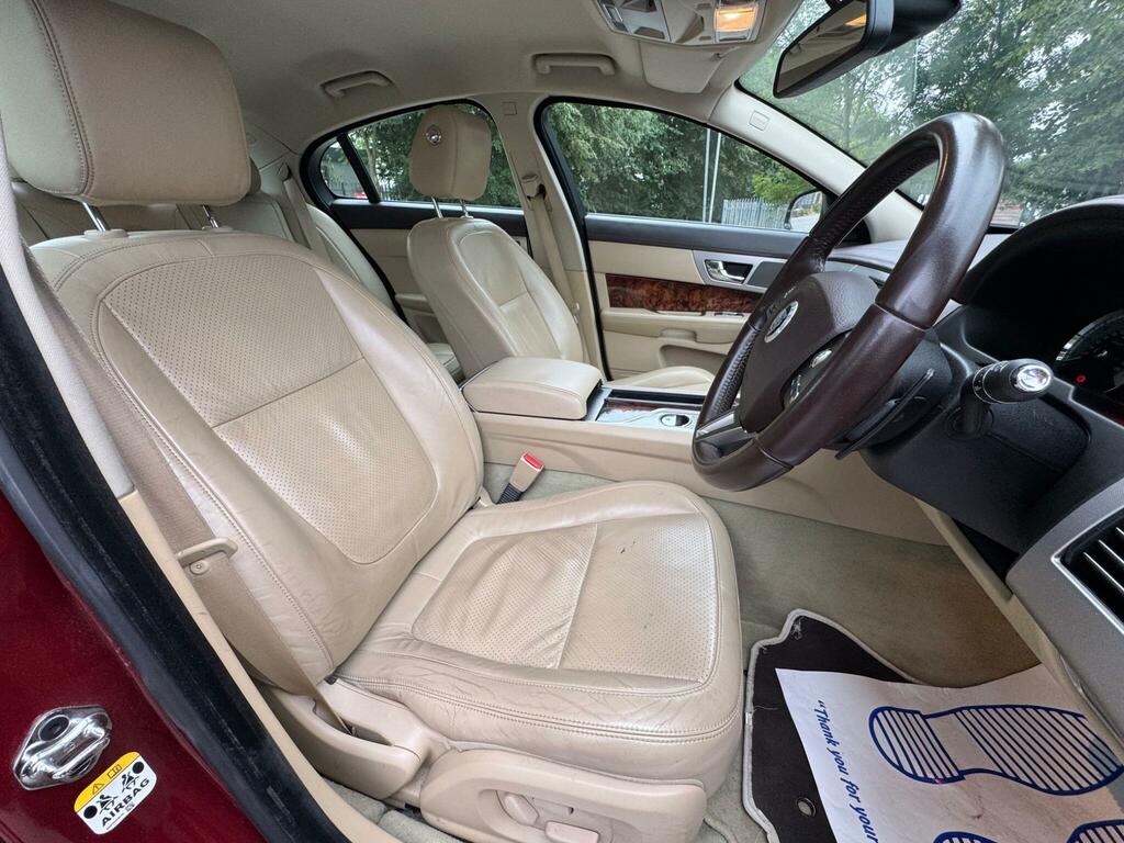 Jaguar XF Black #14