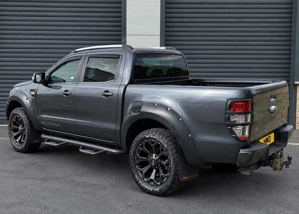 Ford Ranger Limited 4X4 Dcb Tdci Black #3