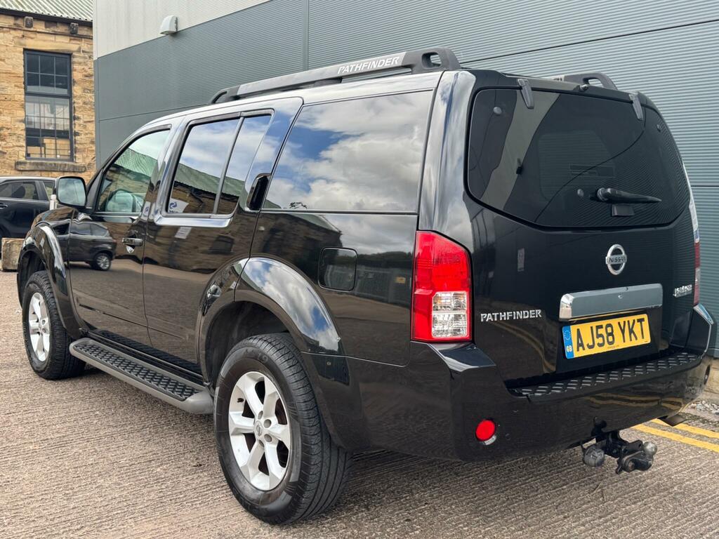Nissan Pathfinder 2009 09 2.5 Black #32